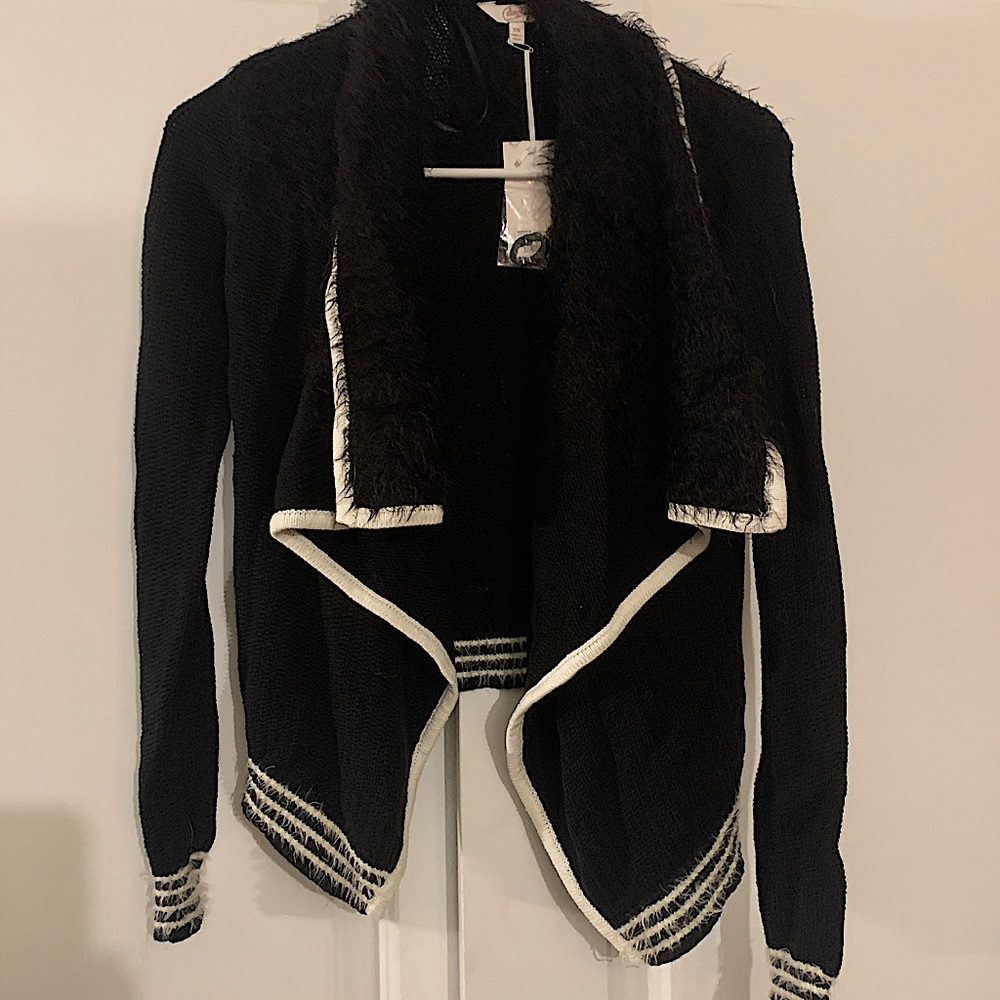 NWT Candie’s Cardigan Warm Chic Clothing New